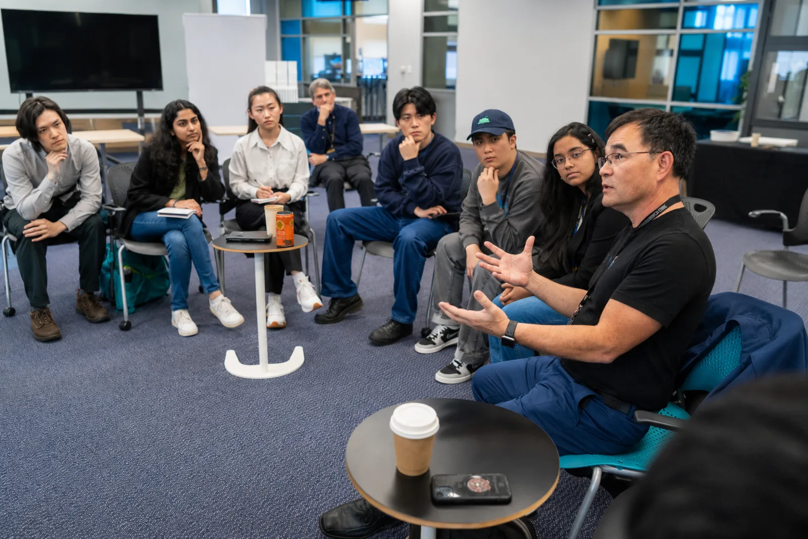 Mash leading a peer group of engaged founders